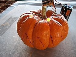 Jaw Snapping Pumpkin