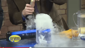 Foaming Dry Ice